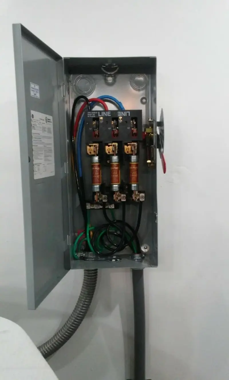 Three-phase disconnect switch installed for Smoke Detector Installation in Little Flock